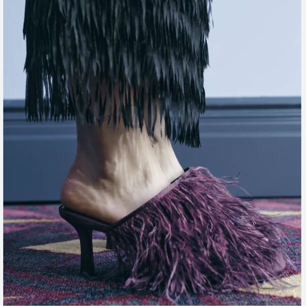 Elegant Purple Feathered Women's Mules